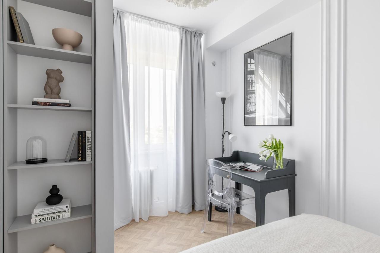 Poem By Urbanesq Apartment Букурещ Екстериор снимка